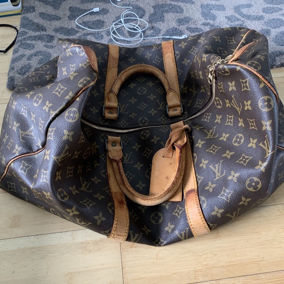 Louis Vuitton Handbags - Louis Vuitton keepall
